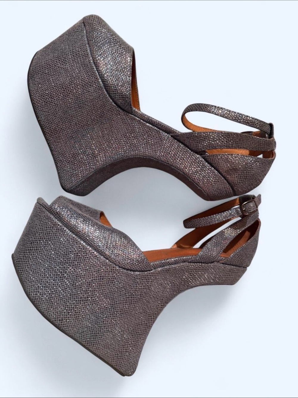 Rare Y2K Jeffrey Campbell peep toe platforms deadstock size 8